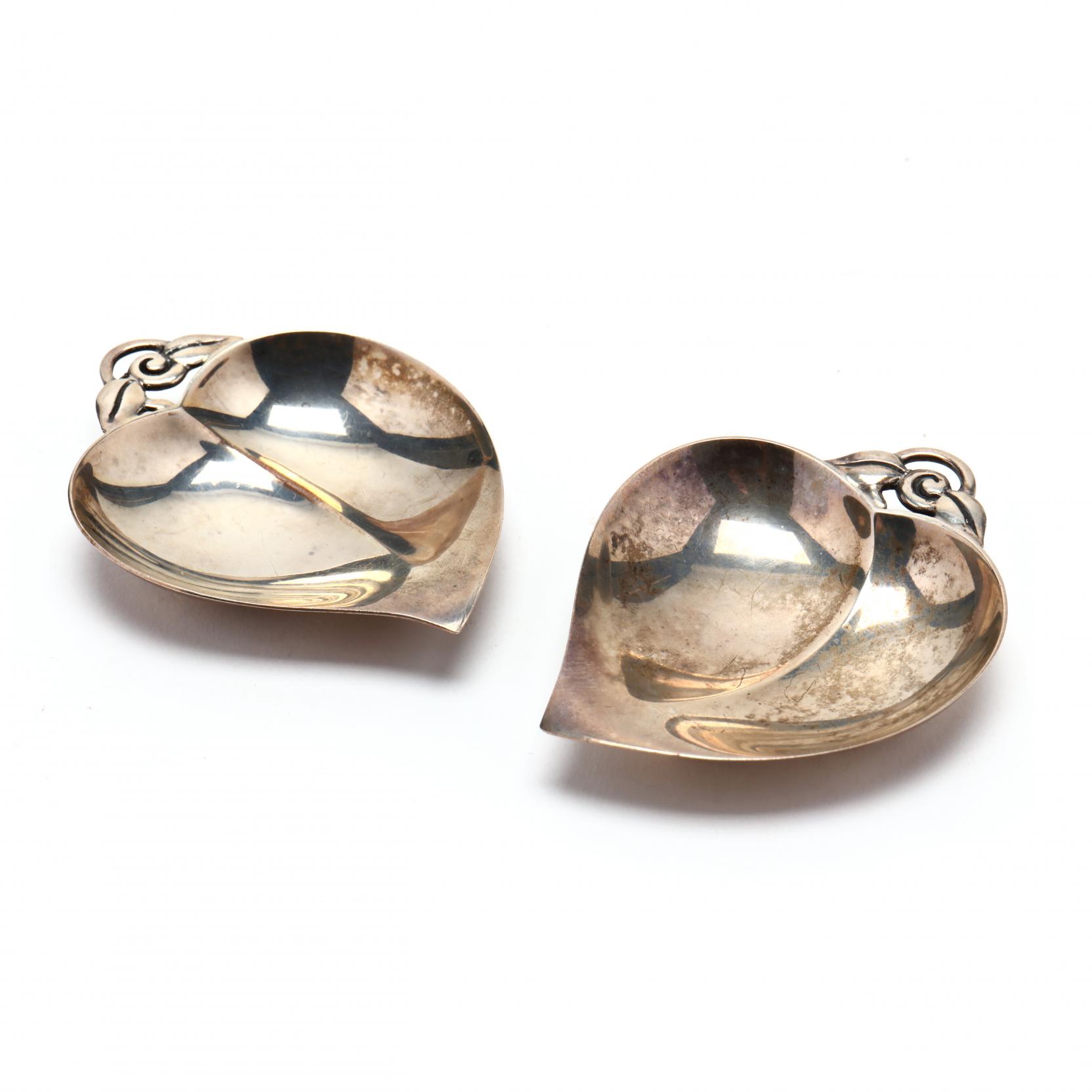 a-pair-of-tiffany-co-sterling-silver-heart-dishes