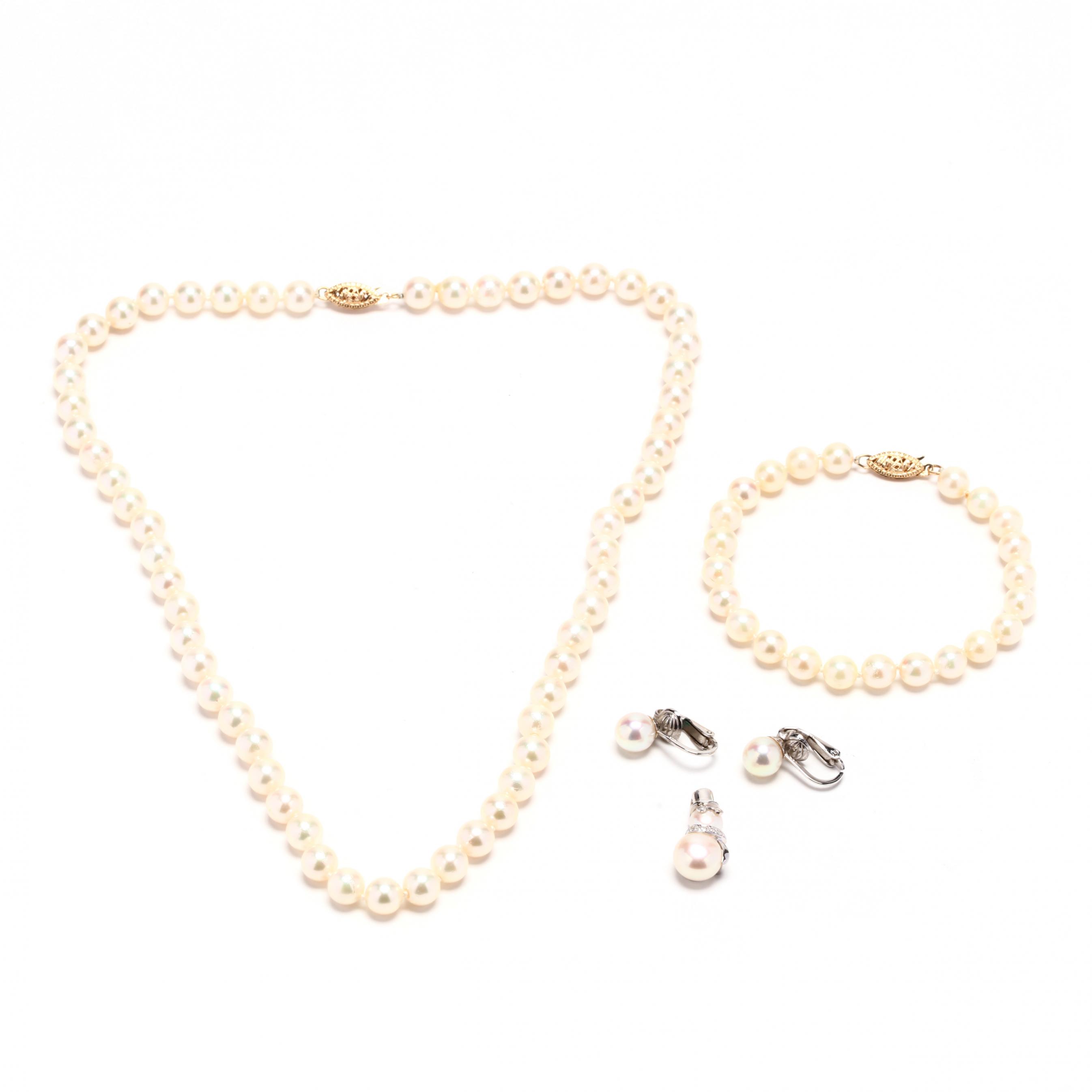 four-pearl-jewelry-items