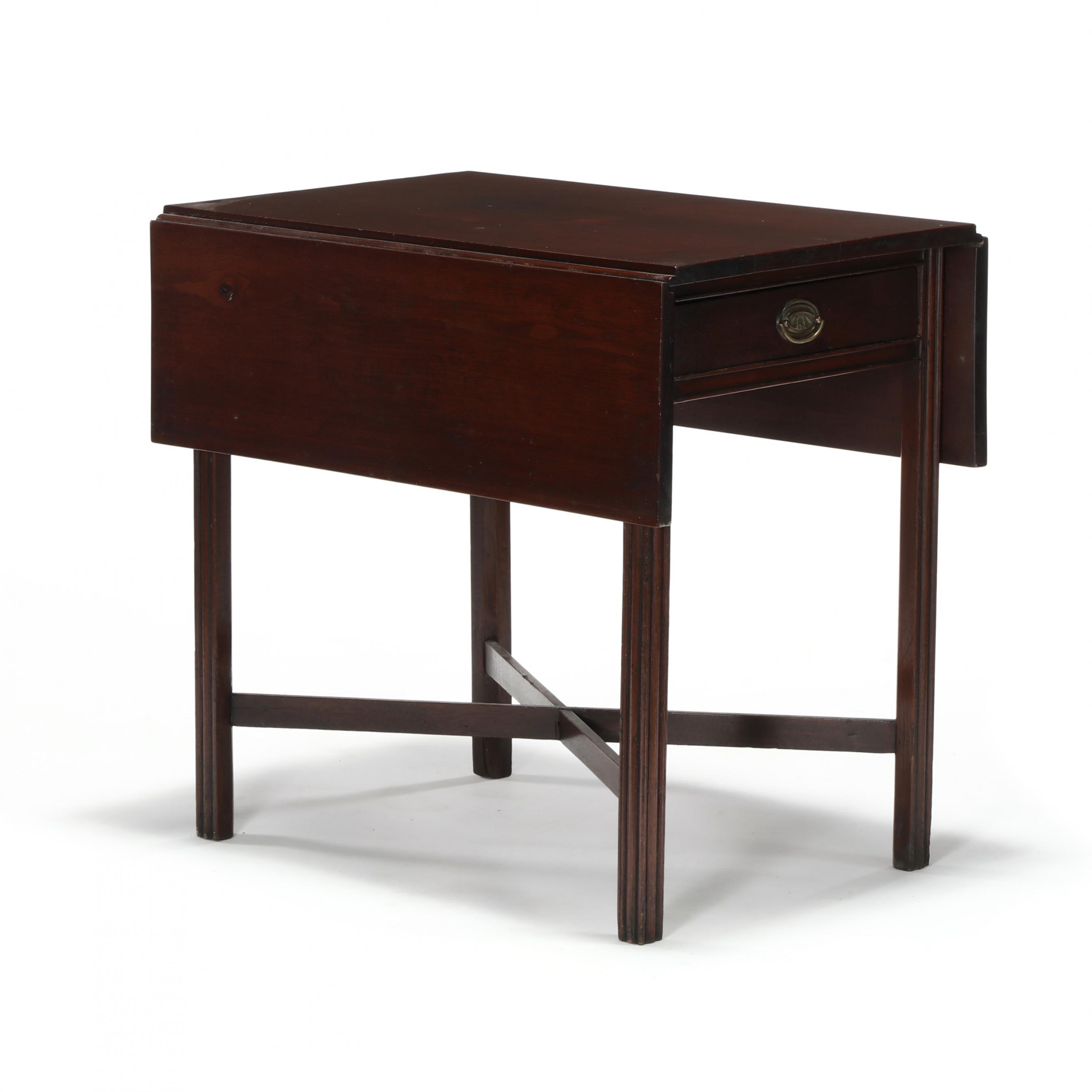 southern-chippendale-mahogany-pembroke-table