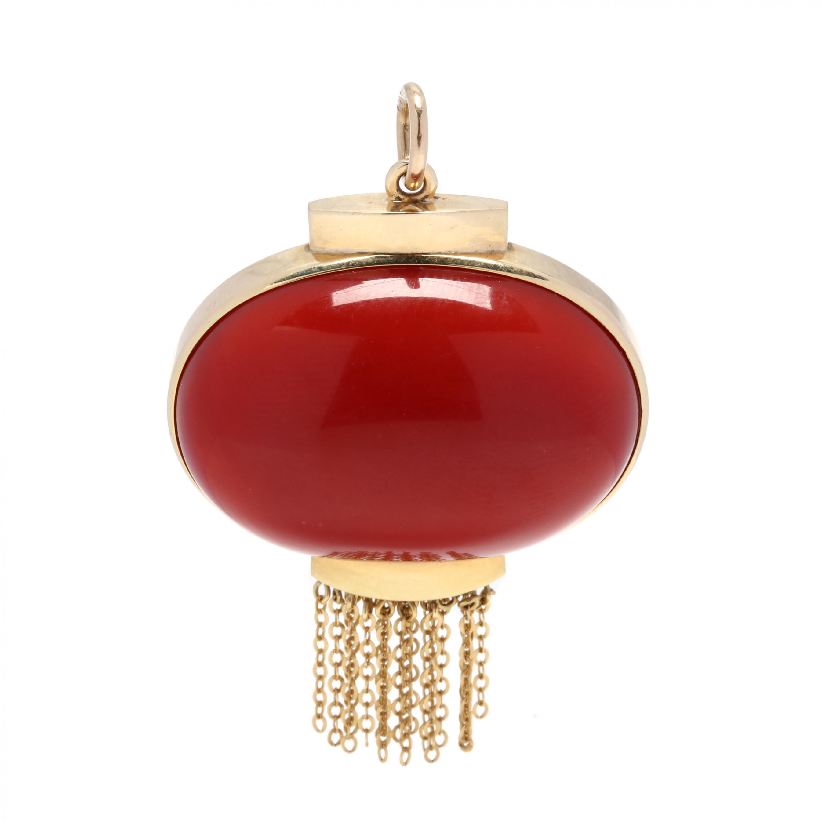14kt-gold-and-coral-pendant